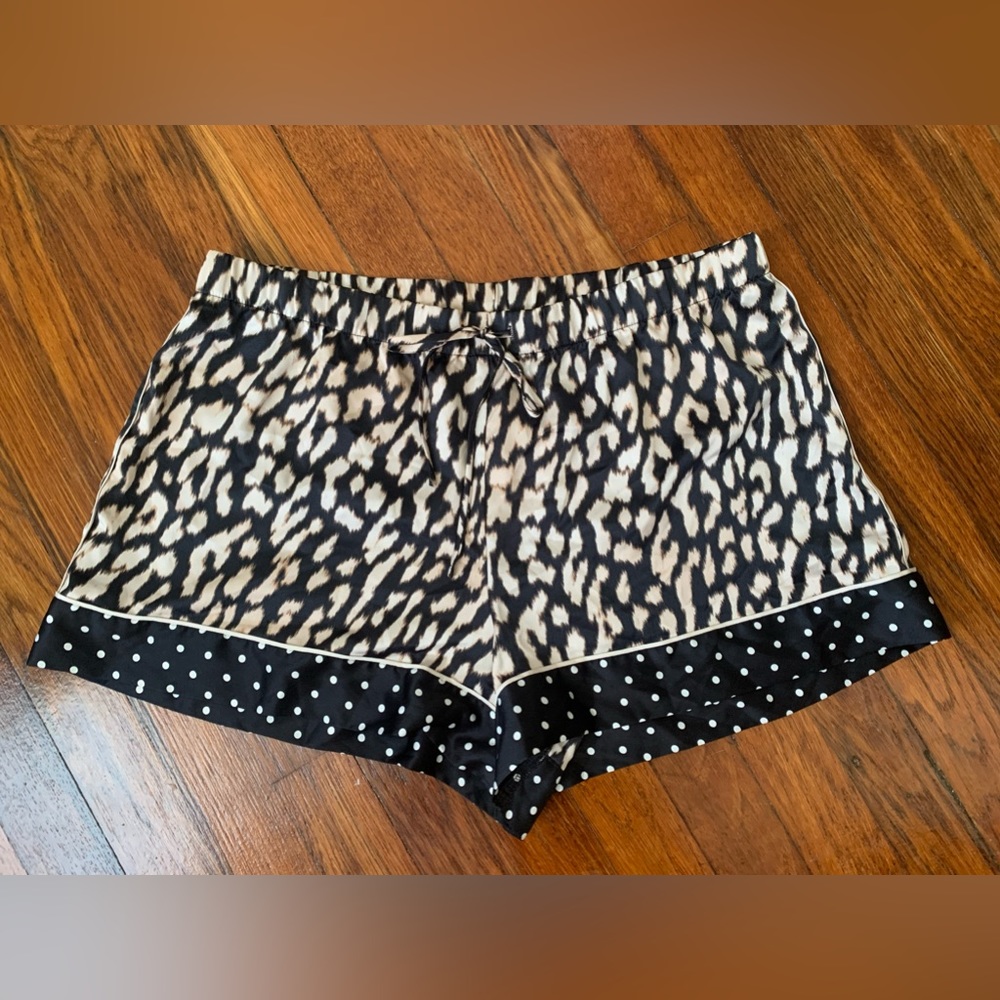 Victoria Secret pj shorts sz large
